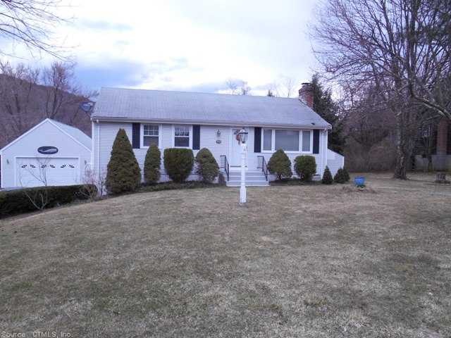 13 Kellogg Rd, New Hartford, CT 06057 - photo 1