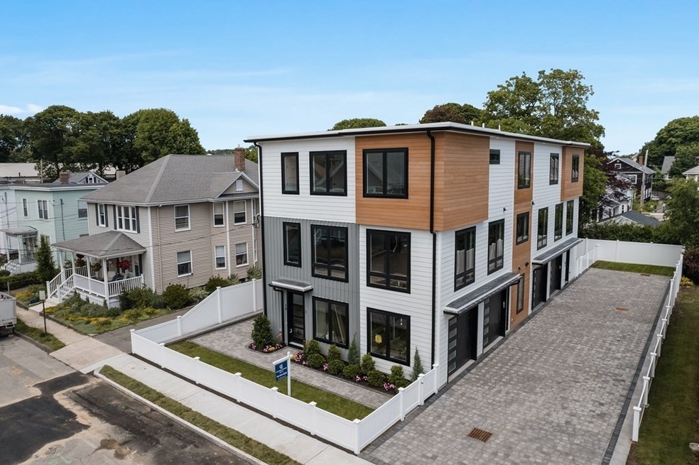 79 Howard St unit 2, Waltham, MA 02451 - photo 1