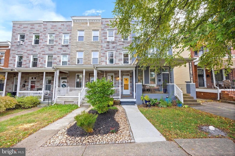 Under Contract $400,000