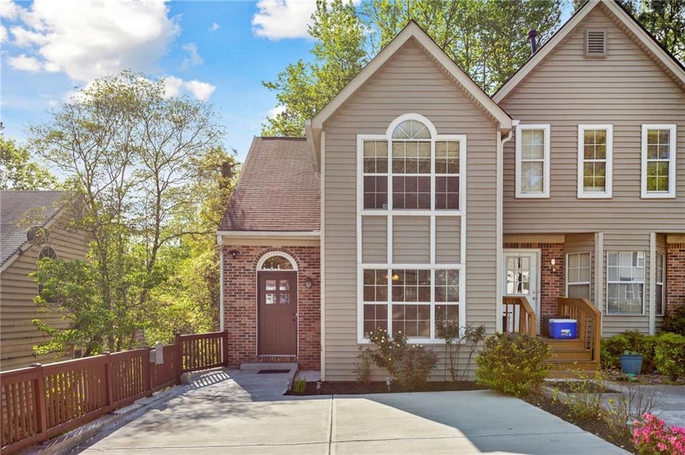 Low maintenance townhome with level parking for up