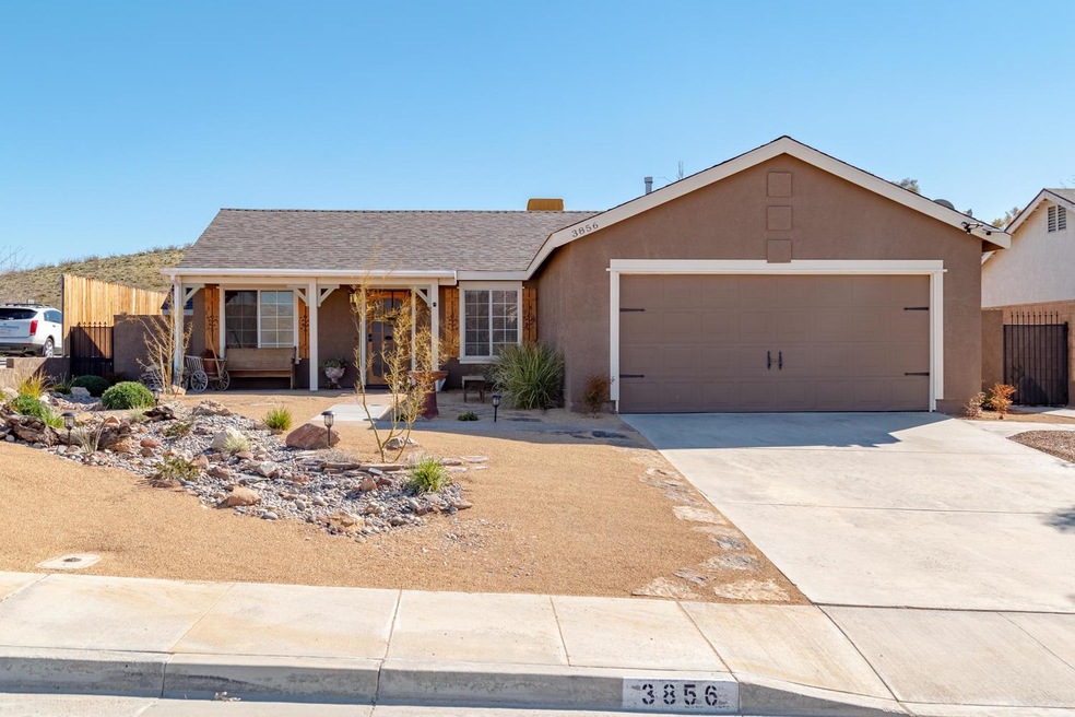 3856 United St_Rosamond_001