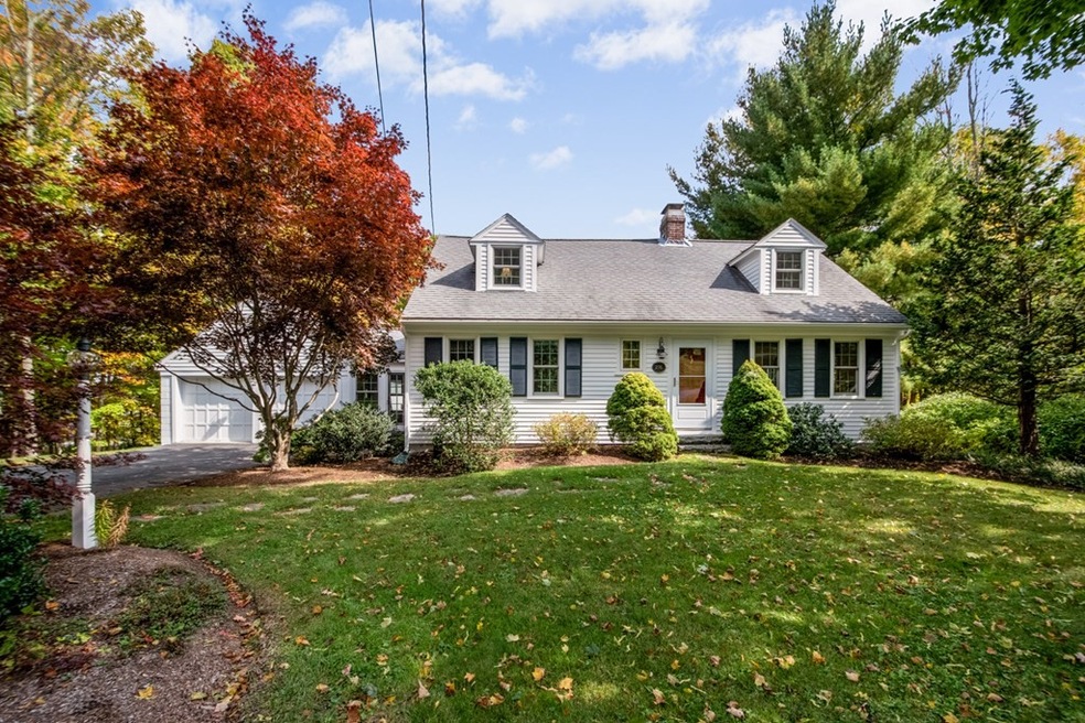 276 Crawford St, Northborough, MA 01532 - photo 1