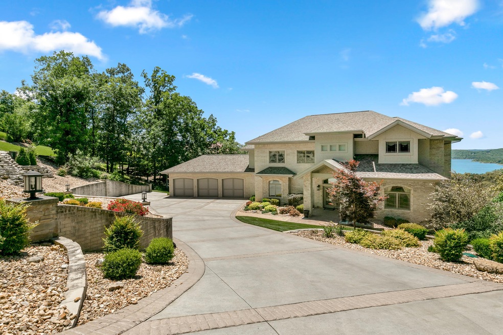 19 Hunters Glenn Place, Kimberling City, MO 65686 - photo 1