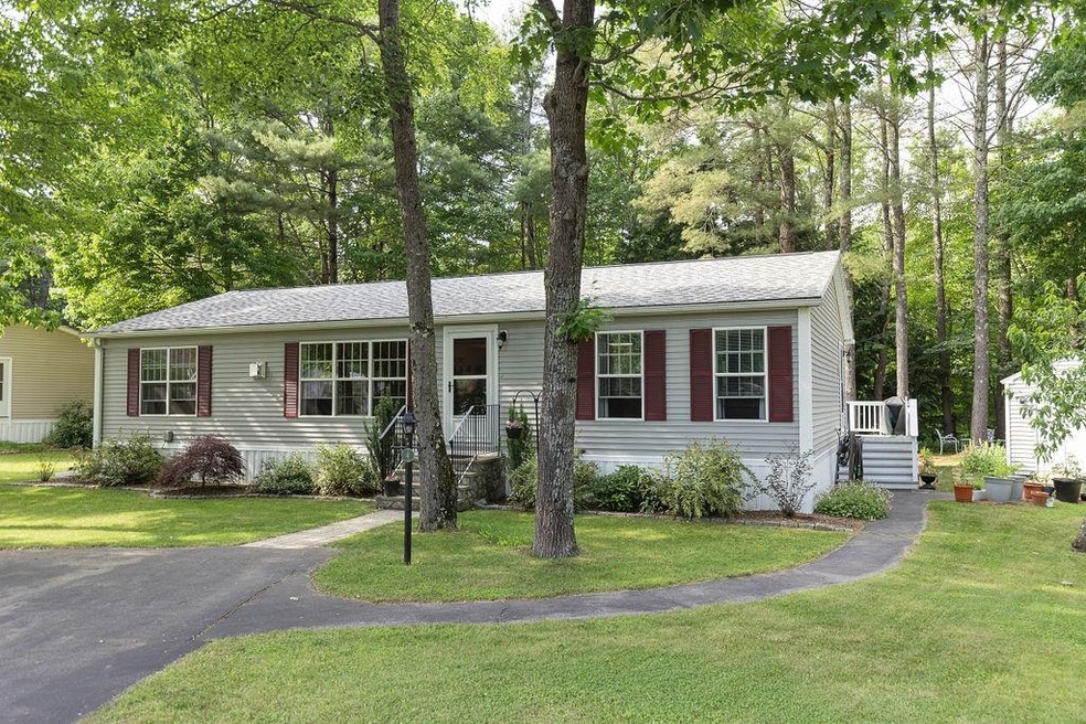 4 Jan Ct, Rochester, NH 03868 - photo 1