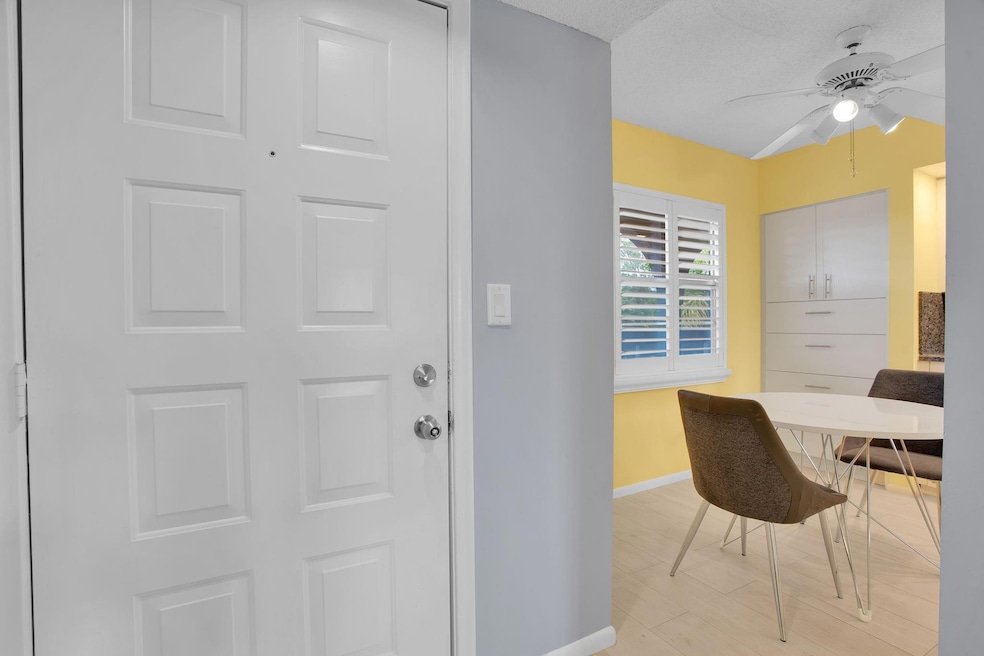 Andros Village unit D4, Coconut Creek, FL 33066 - photo 1