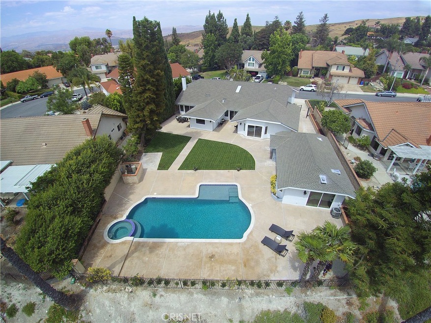 2158 Calle Riscoso, Thousand Oaks, CA 91362 - photo 1