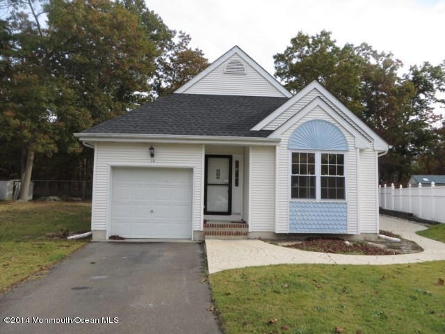 38 Edna Ct, Toms River, NJ 08755 - photo 1