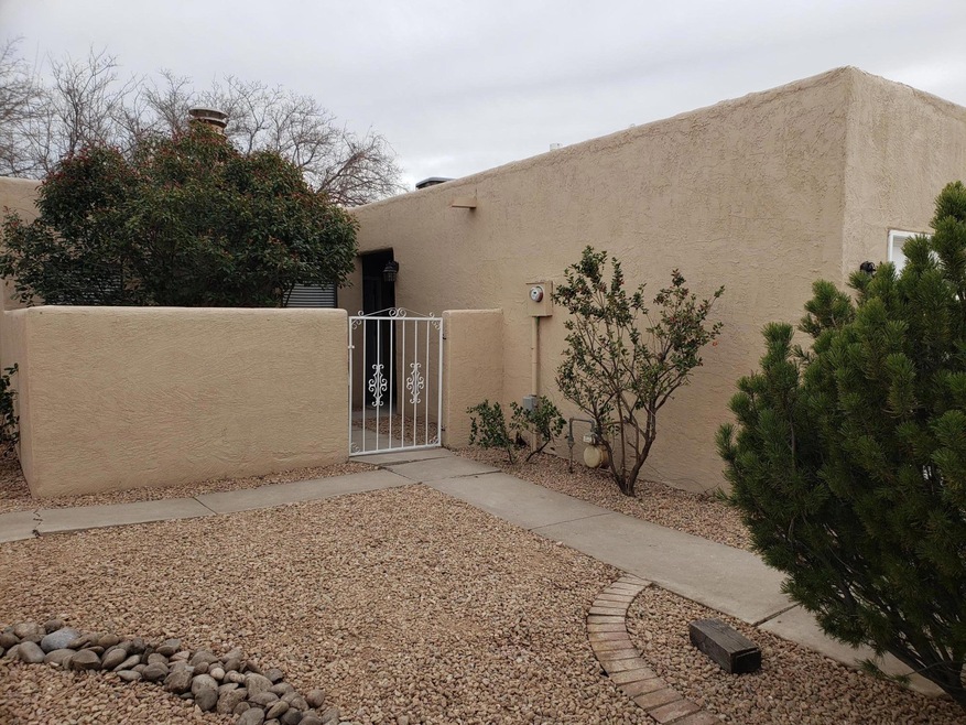 5804 Knollwood Dr NE, Albuquerque, NM 87109 - photo 1