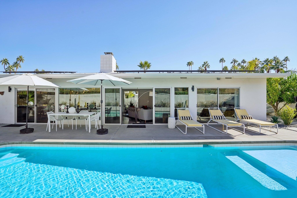 2463 S Broadmoor Dr, Palm Springs, CA 92264 - photo 1