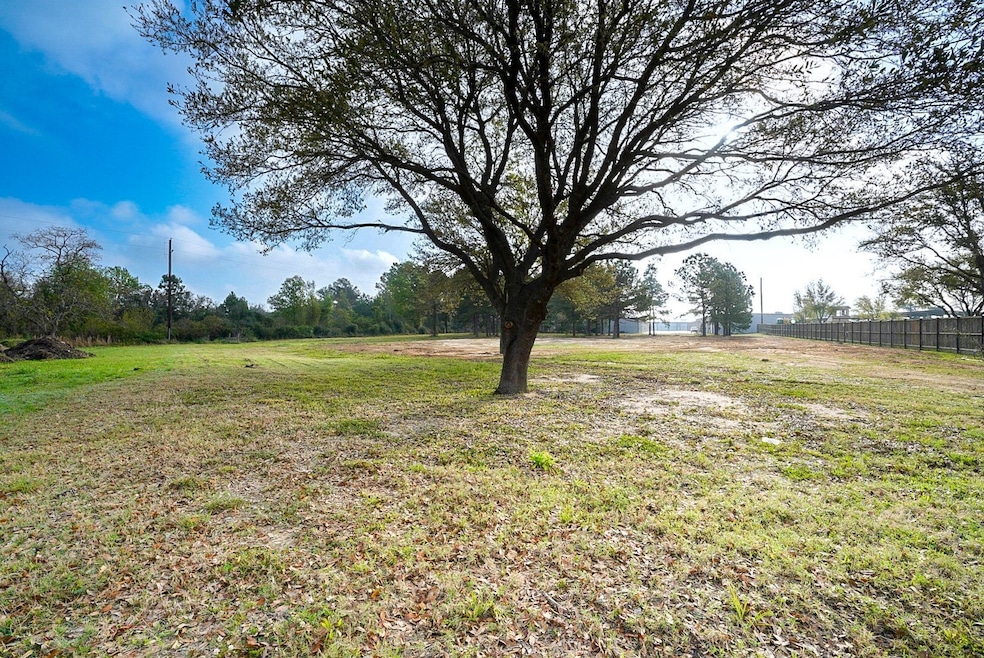 WOW! GORGEOUS OAK TREE IN FRONT OF YOUR NEW HOME