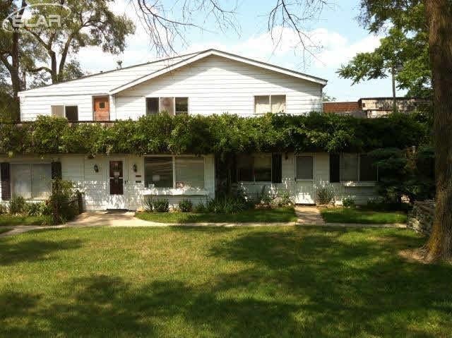 2208 W Court St, Flint, MI 48503 - photo 1