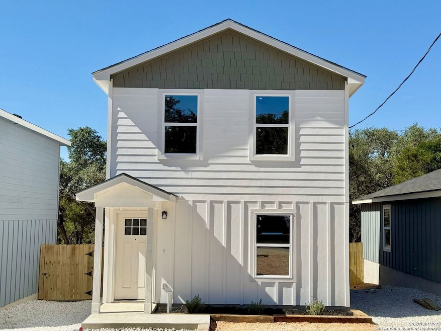 701 Burr Oak Ln, Canyon Lake, TX 78133 - photo 1