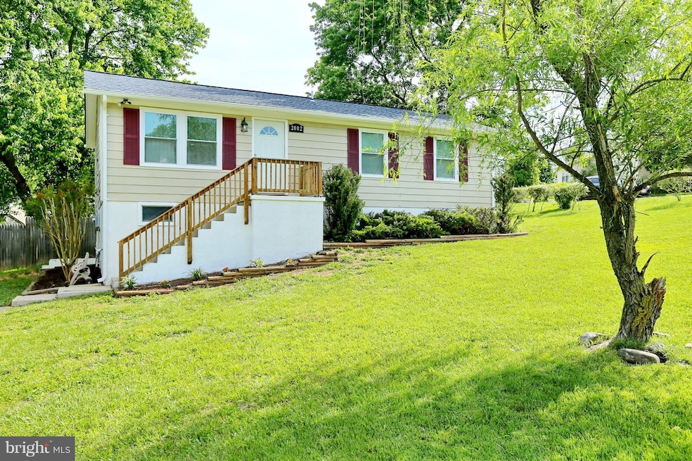 2002 Strawberry Ln, Bryans Road, MD 20616 - photo 1