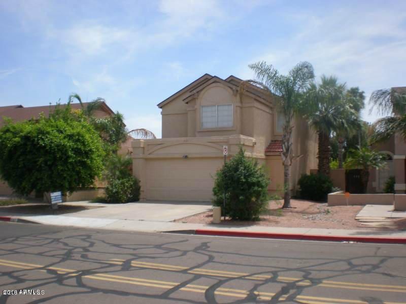 537 E Utopia Rd, Phoenix, AZ 85024 - photo 1