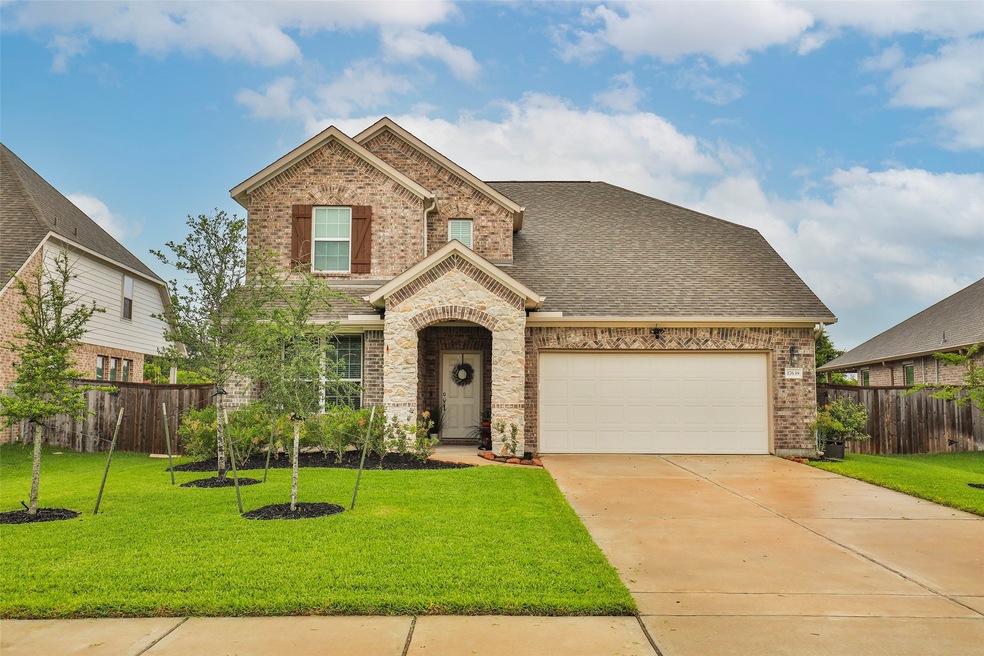 17639 Cypress Hilltop Way, Hockley, TX 77447 - photo 1