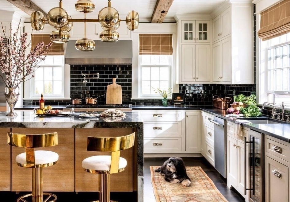 Sold $3,100,000 • Co-Listing Agent