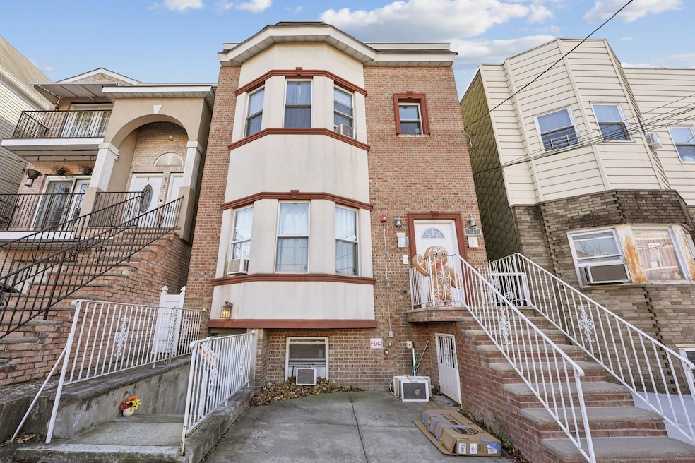 717 16th St, Union City, NJ 07087 - photo 1