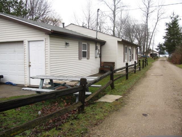 3061 S Patterson Rd, Wayland, MI 49348 - photo 1