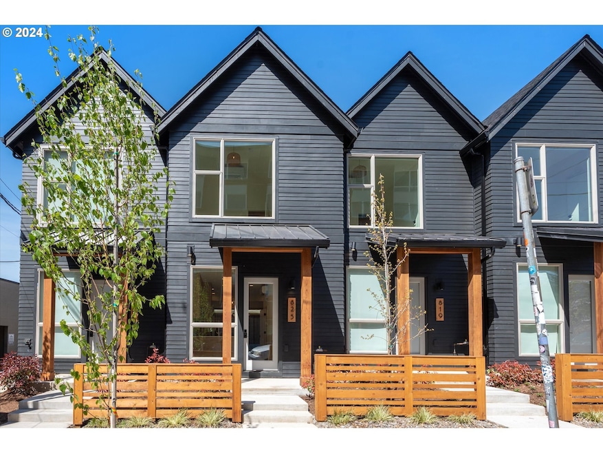 819 N Failing St, Portland, OR 97227 - photo 1