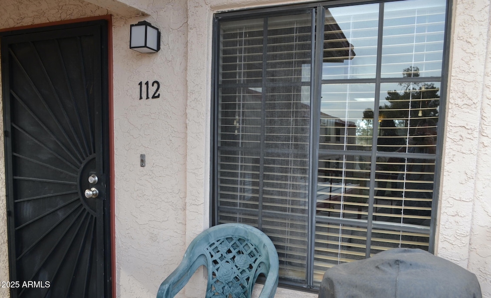 Listing_Outside26532