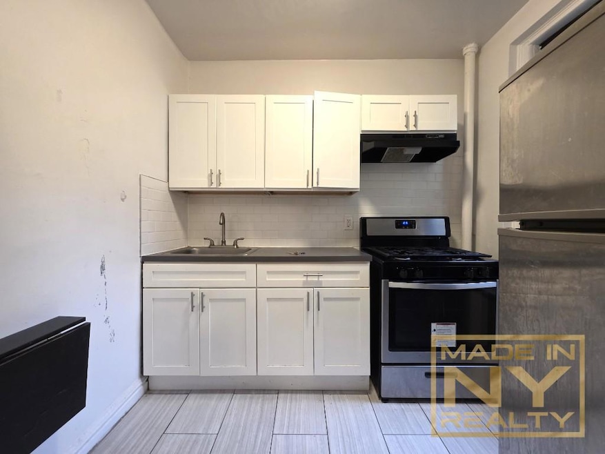 25-21 31st Ave unit A-35, Astoria, NY 11106 - photo 1