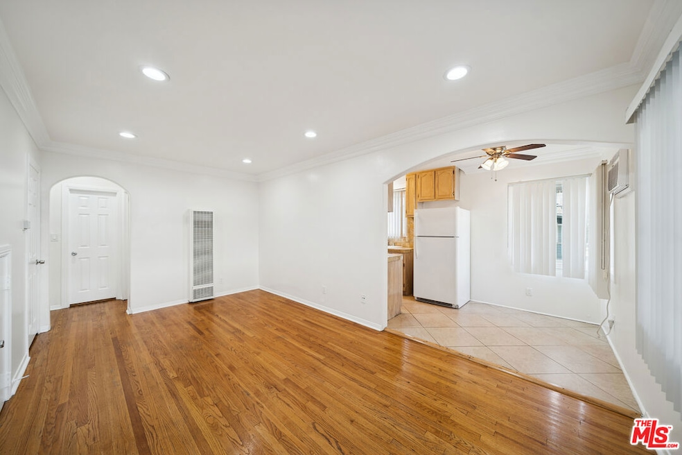 710 Westmount Dr unit A, West Hollywood, CA 90069 - photo 1