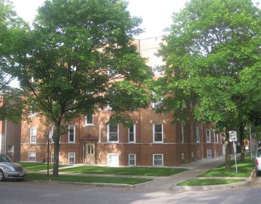 6301 N Richmond St unit 1, Chicago, IL 60659 - photo 1