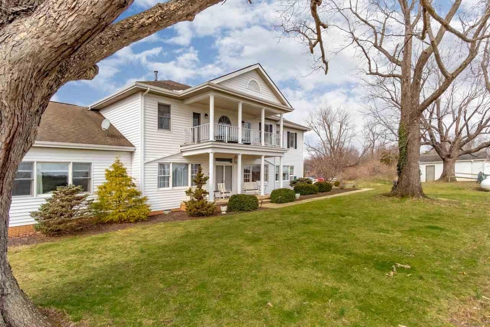 125 Berry Farm Rd, Staunton, VA 24401 - photo 1