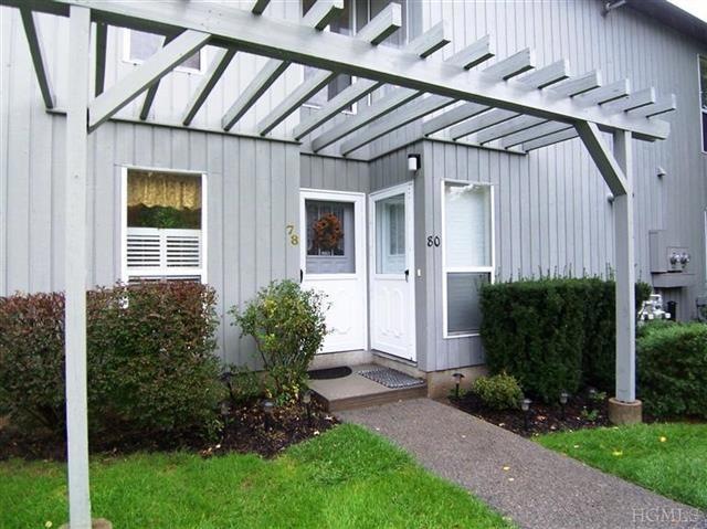 80 Hemlock Cir, Peekskill, NY 10566 - photo 1