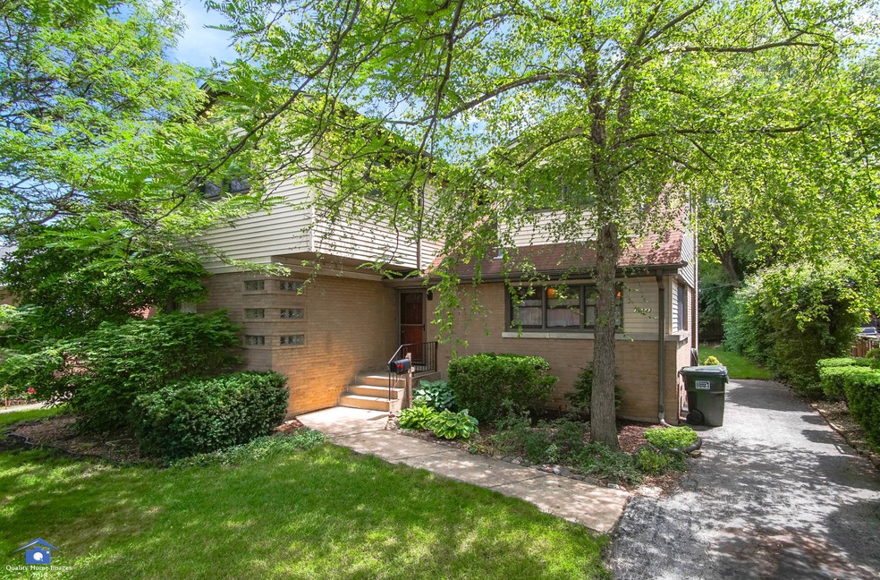 18343 Stewart Ave, Homewood, IL 60430 - photo 1