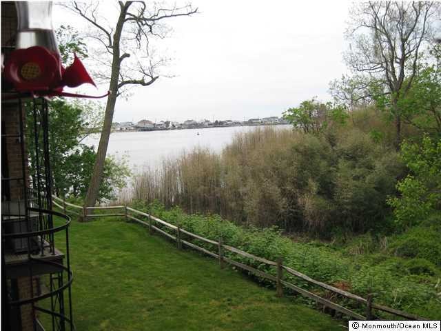 200 Portland Rd unit B14, Highlands, NJ 07732 - photo 1