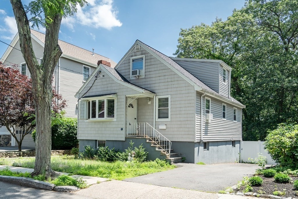 Sold $610,000 • Co-Listing Agent