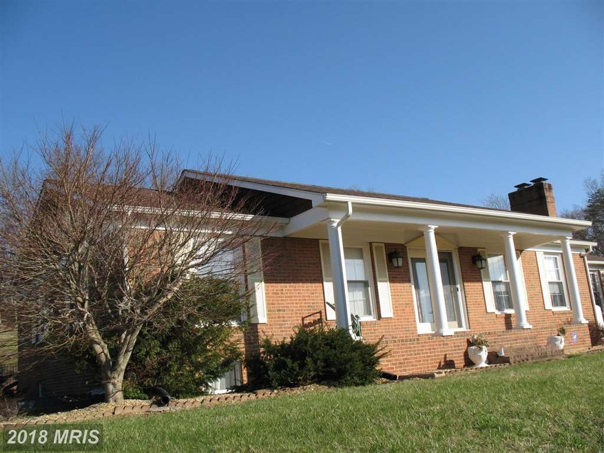 300 Dicks Hollow Rd, Winchester, VA 22603 - photo 1