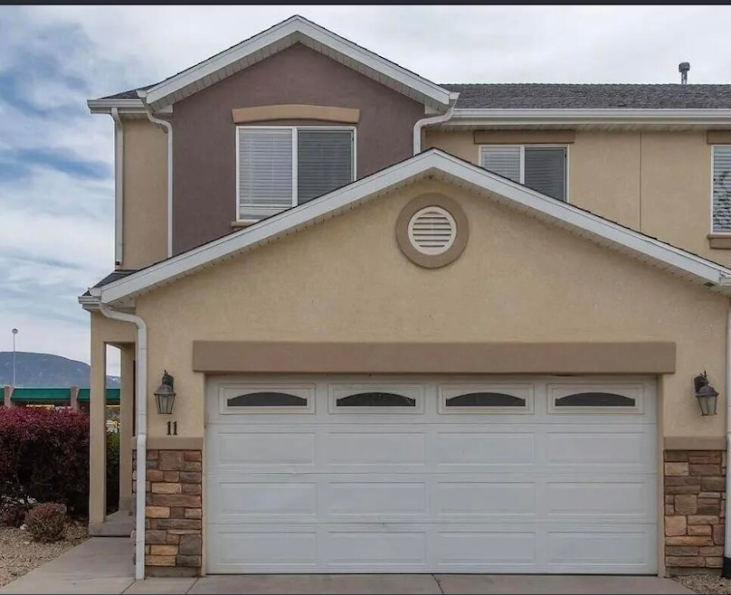 173 E Fiddlers Canyon Rd unit 11, Cedar City, UT 84721 - photo 1