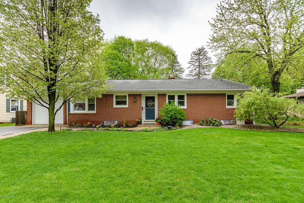 702 Jenks Blvd-1