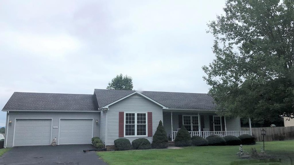 1732 Zeb Warren Rd, Cookeville, TN 38506 - photo 1