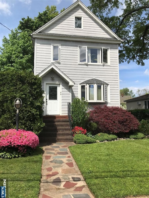 116 Brinkerhoff St unit 2nd fl, Ridgefield Park, NJ 07660 - photo 1