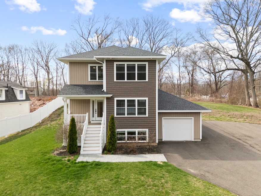 300 Laurel St, East Haven, CT 06512 - photo 1