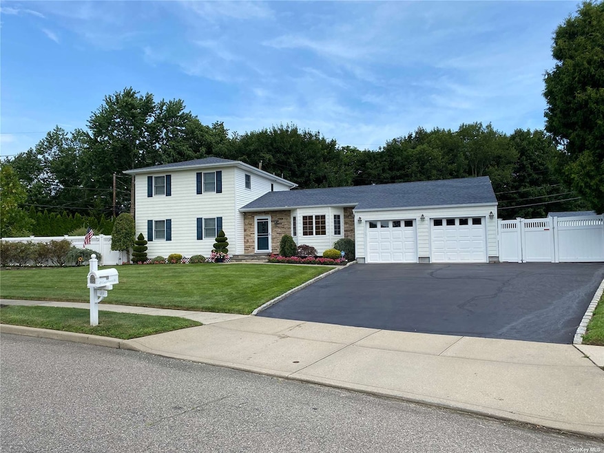 Sold $805,000 • Co-Listing Agent