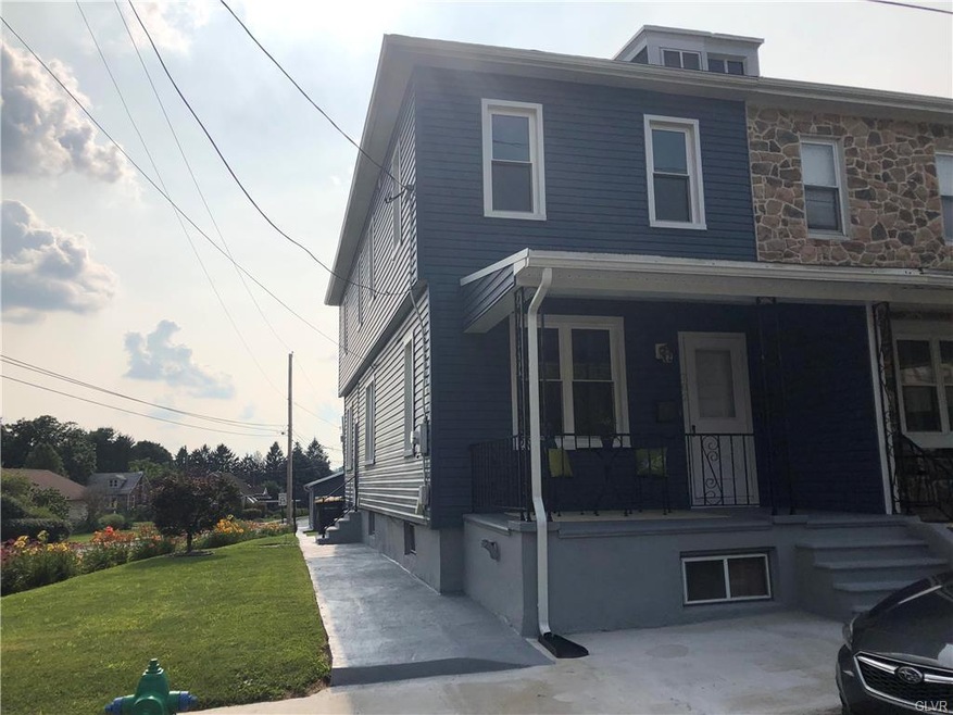 702 7th St, Whitehall, PA 18052 - photo 1