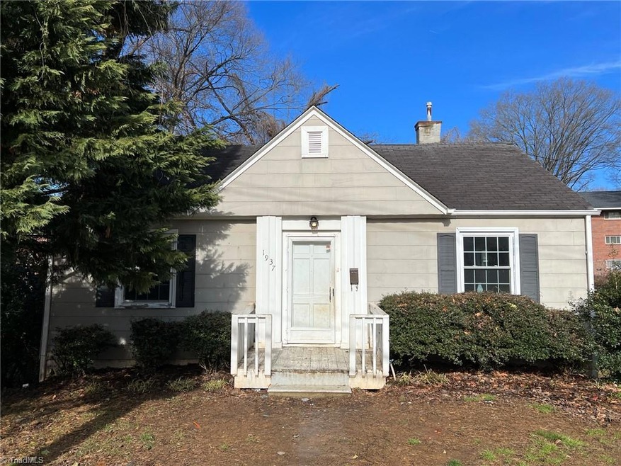 1937 Hinshaw Ave, Winston Salem, NC 27104 - photo 1