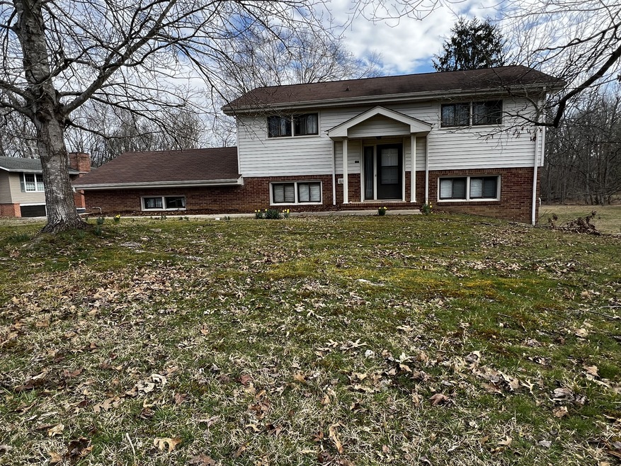 1009 Sycamore Dr, Manchester, TN 37355 - photo 1