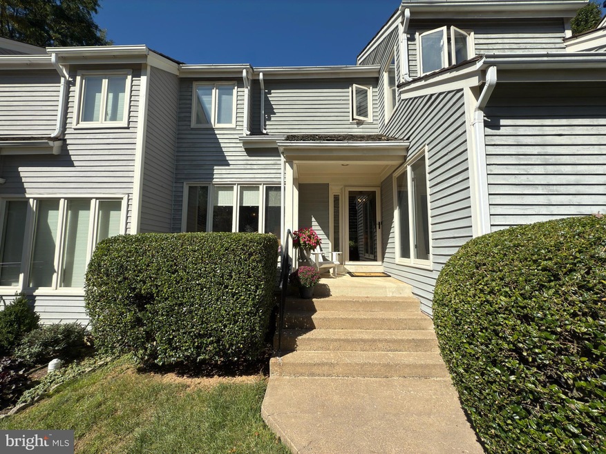 1319 Wedgewood Manor Way, Reston, VA 20194 - photo 1