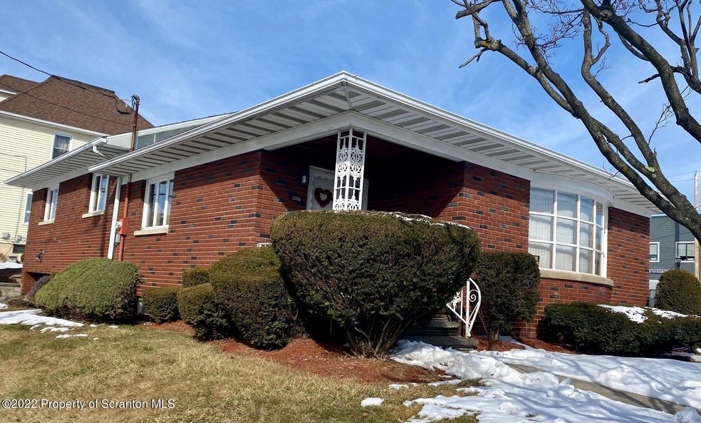 1206 S Main Ave, Scranton, PA 18504 - photo 1