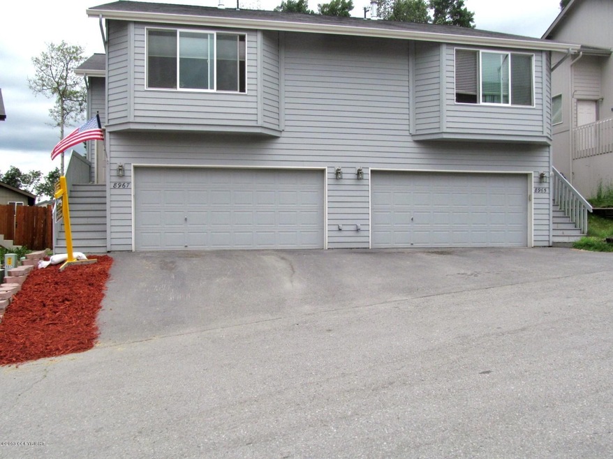 Terrific Eagle Place II Townhome!