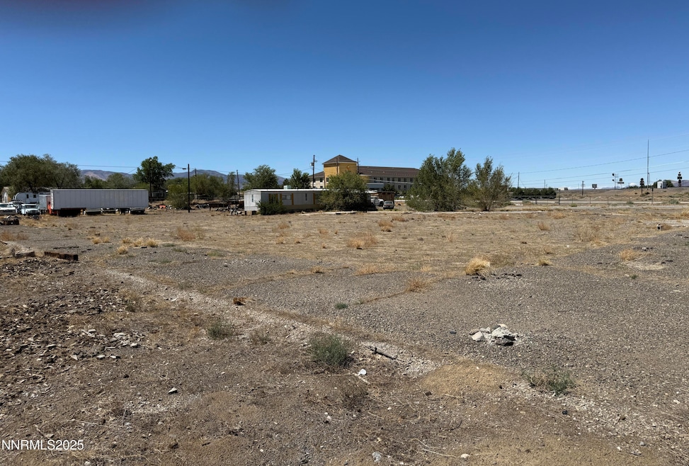 825 Mesa Dr, Fernley, NV 89408 - photo 1