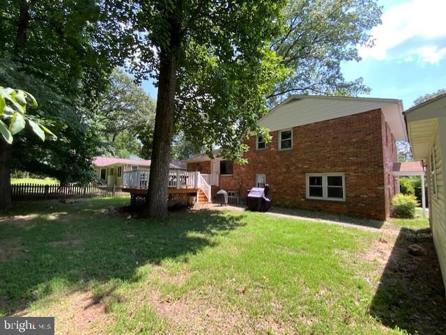 2424 Chestnut St, Falls Church, VA 22043 - photo 1