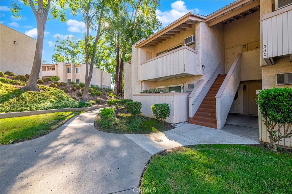 28947 Thousand Oaks Blvd unit 139, Agoura Hills, CA 91301 - photo 1