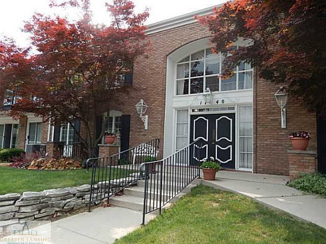 1740 Wellington Rd unit 210, Lansing, MI 48910 - photo 1