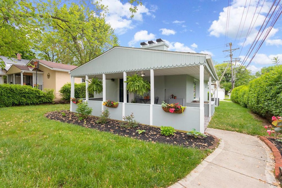 19 E Lincoln Ave